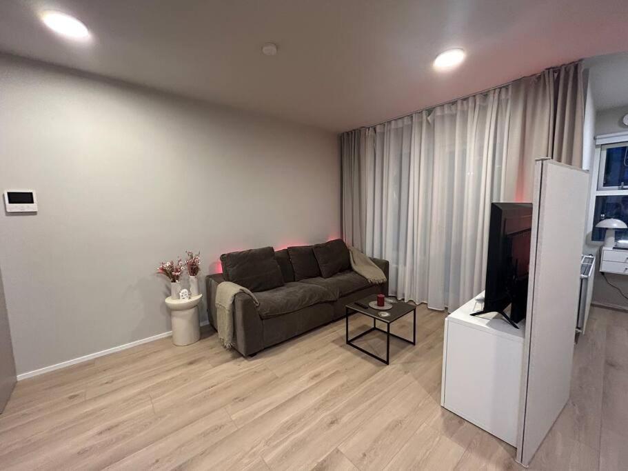 Downtown By The Sea Apartment